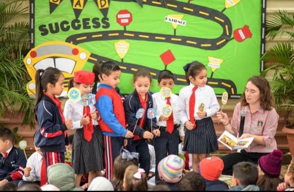 Minerva Bilingual School image
