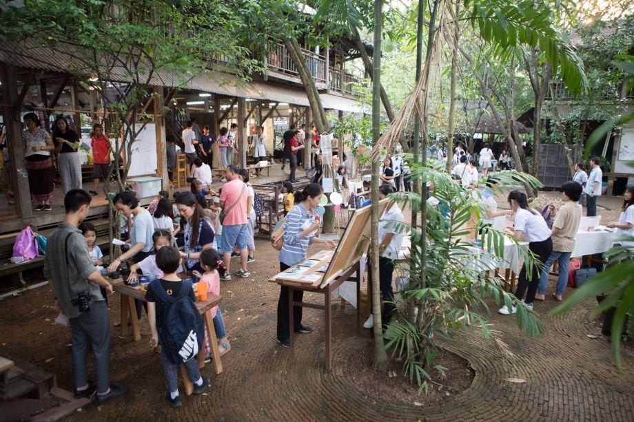Roong Aroon International School image