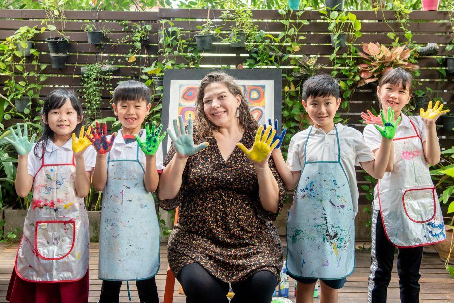 Global English School image
