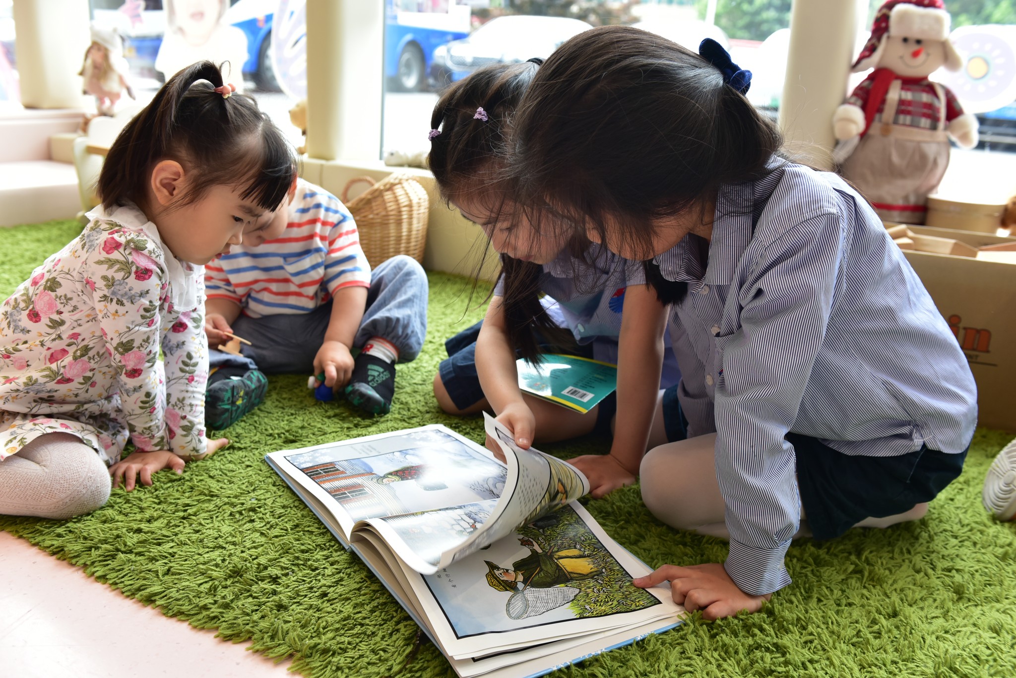 Yew Chung International School of Shanghai image