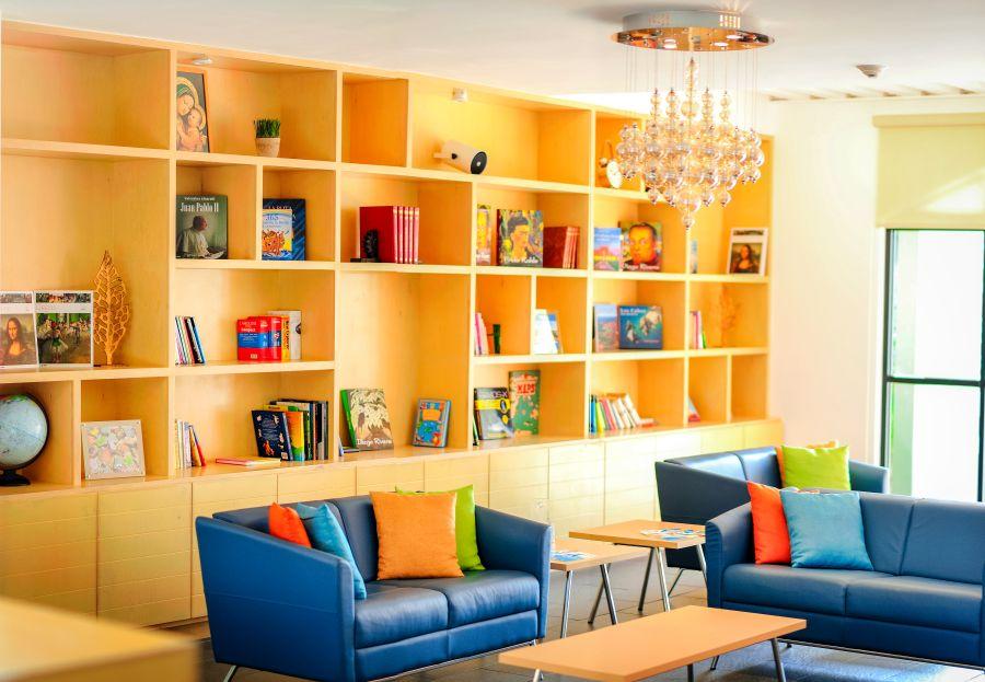 Delmar International School image
