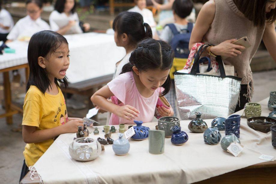Roong Aroon International School image