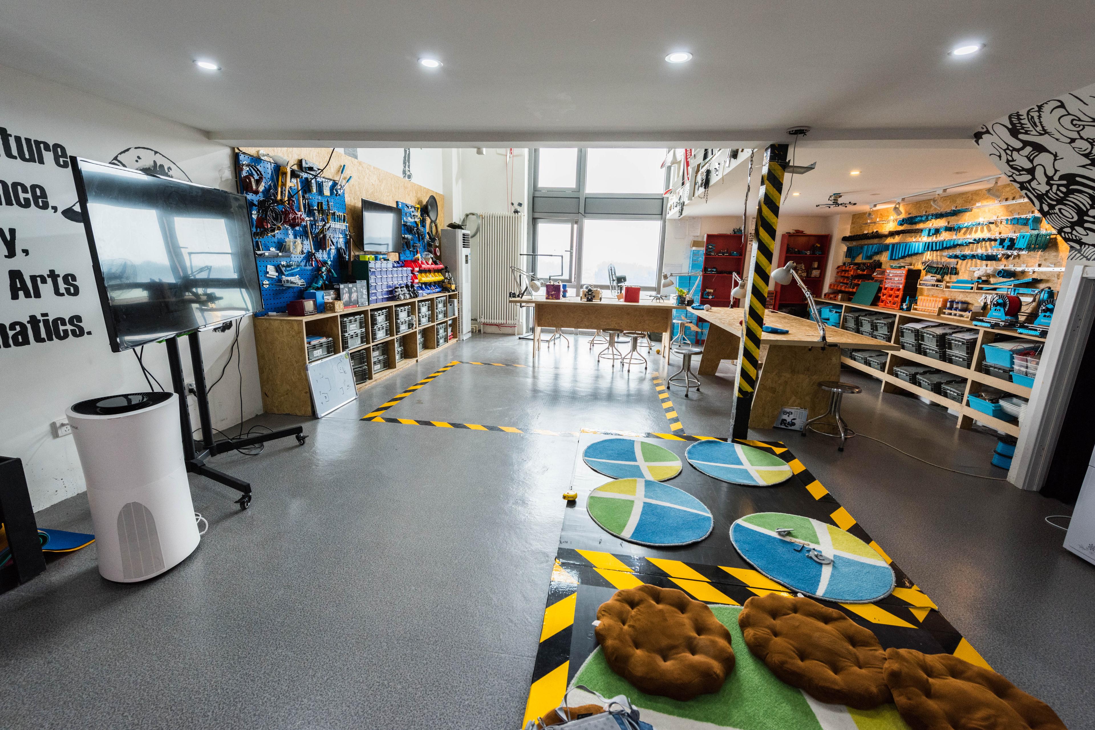 X SCHOOL image