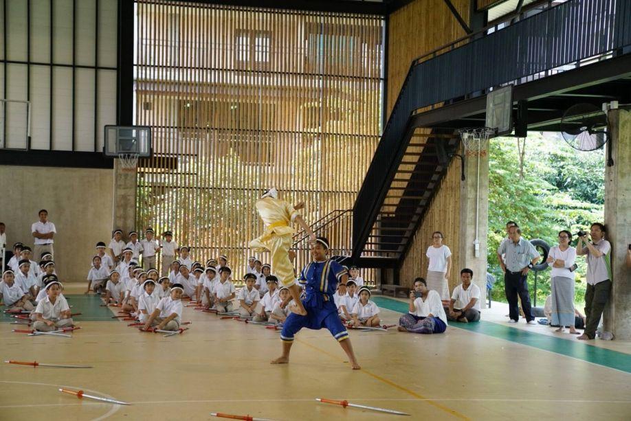 Roong Aroon International School image