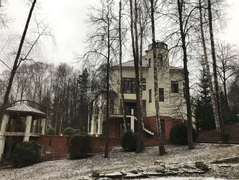 Riverside School Novogorsk image