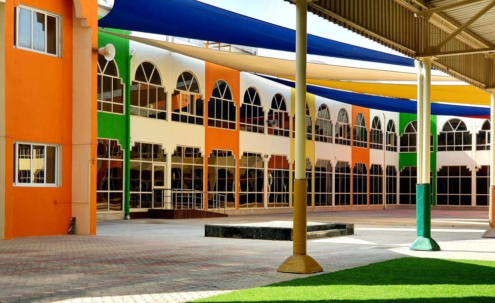 Pinnacle American School image