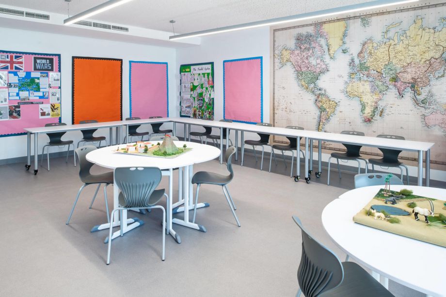 Dwight School Dubai image