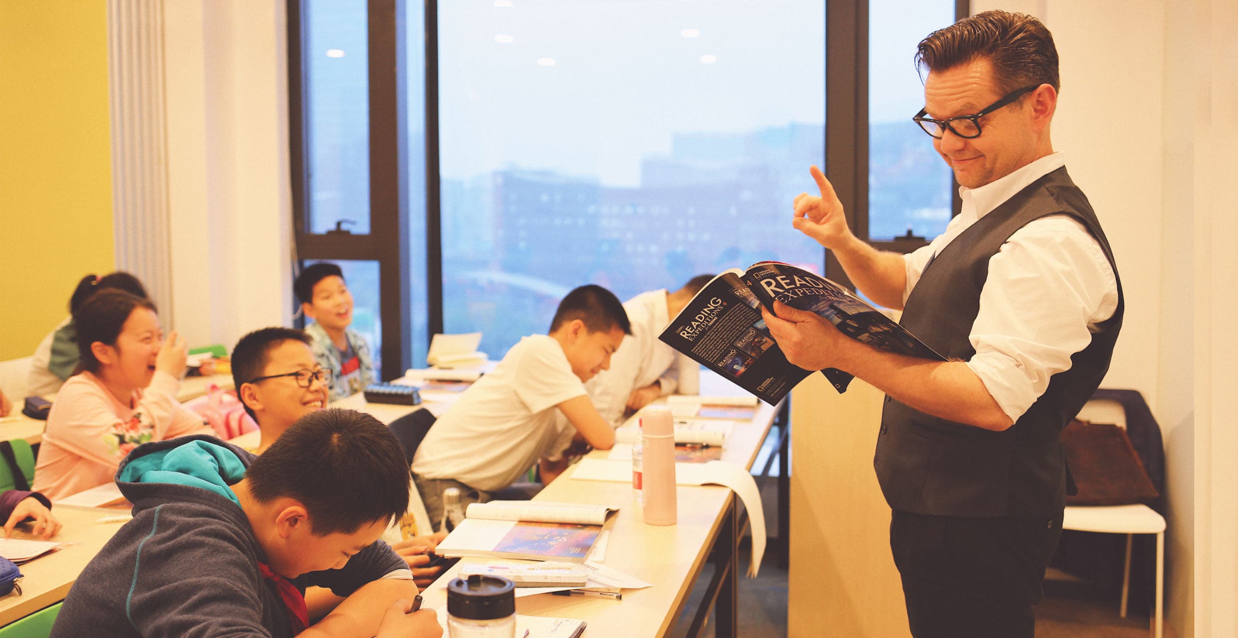 Houhai English image