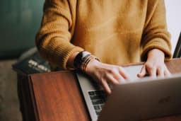 image-Online Teaching at a glance