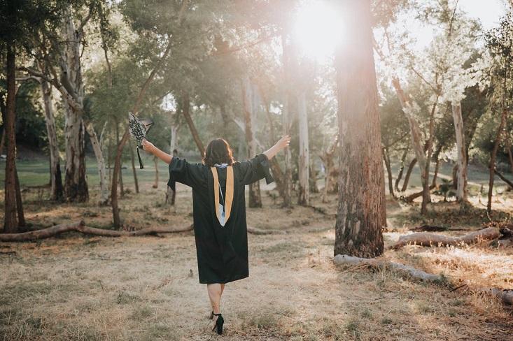 the best teach abroad programs for recent college graduates teach away recent college graduates