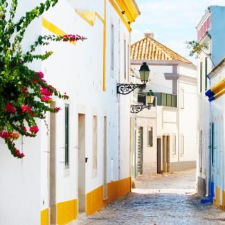 Teach in Portugal