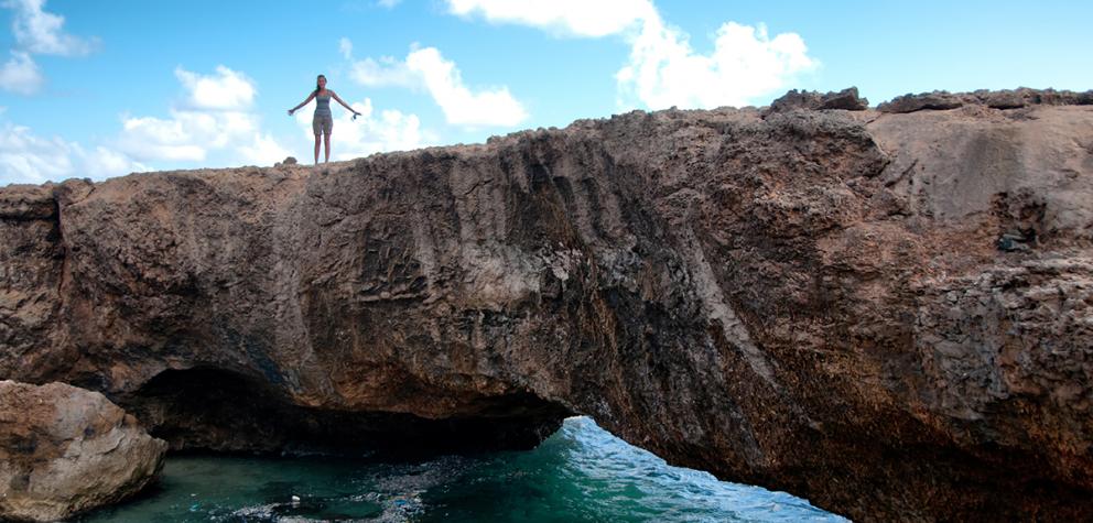 Teach in Aruba