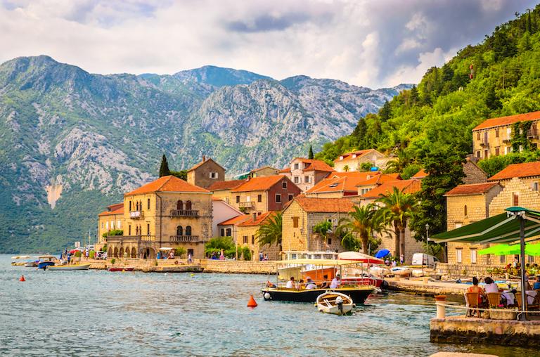 teaching in montenegro