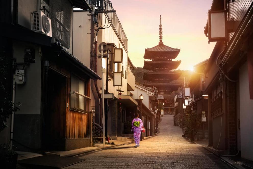 Private school English teaching jobs in Japan