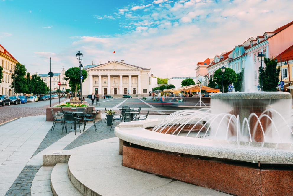 teach in lithuania