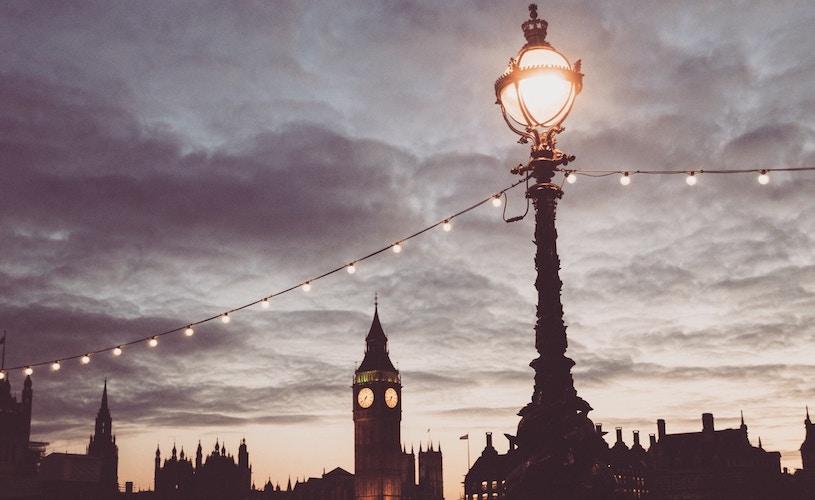 Finding a teaching job in the UK