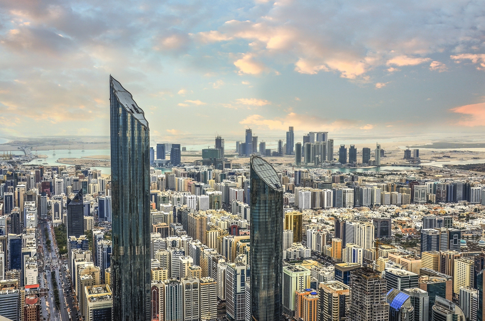 Living in Aby Dhabi City