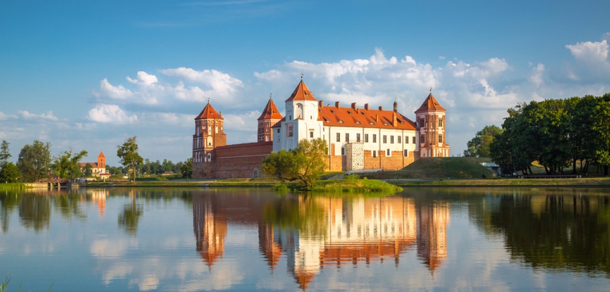 teach in belarus