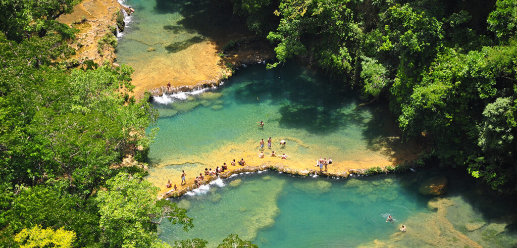 teach english in guatemala