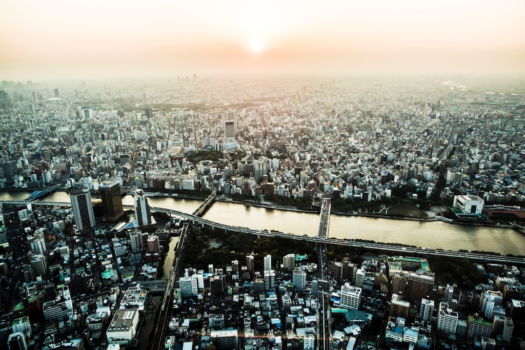 how hard is it to teach english in japan