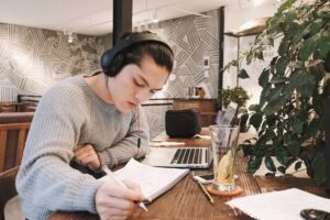 english teaching jobs for non native speakers online