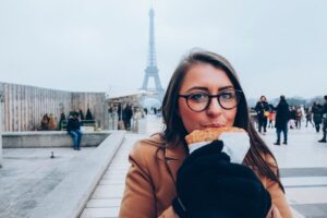 teach english in france