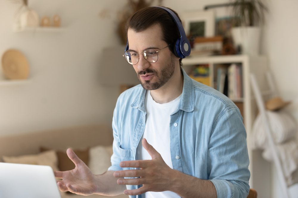 teach English online to adults
