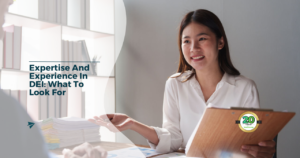 recruiter at a desk taking an assessment of a recruit for dei cultures fit