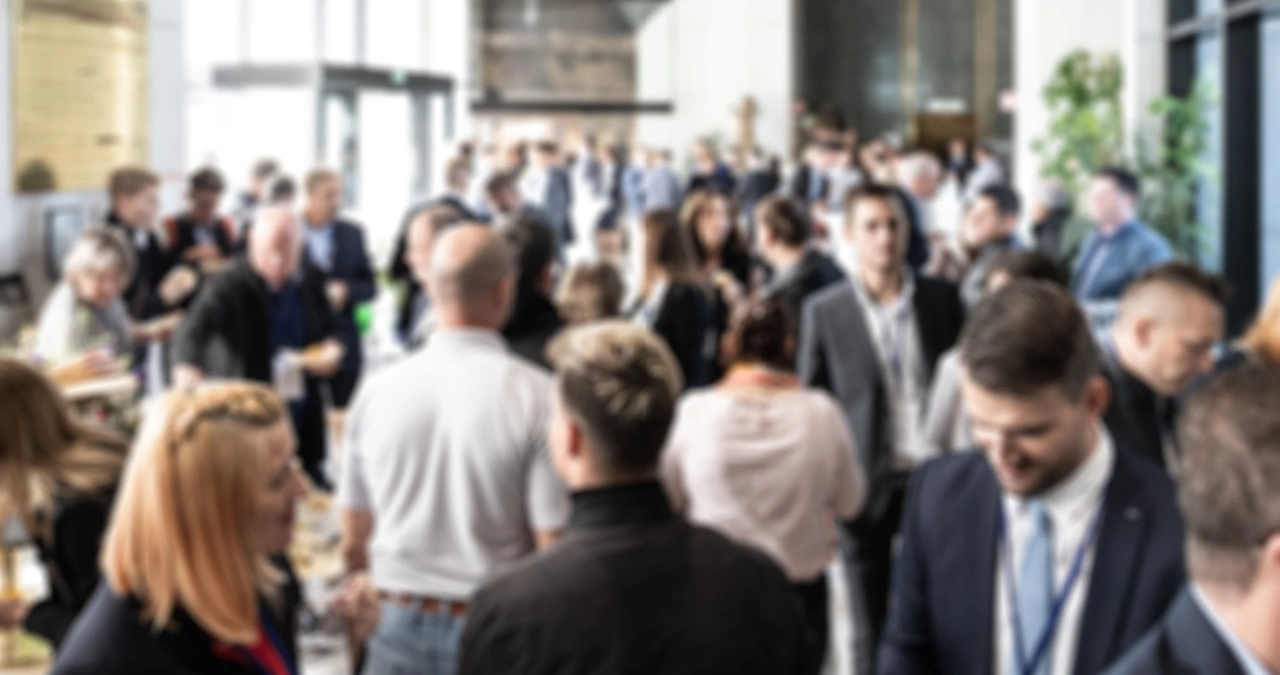teachers interviewing and applying for teaching jobs at a job fair